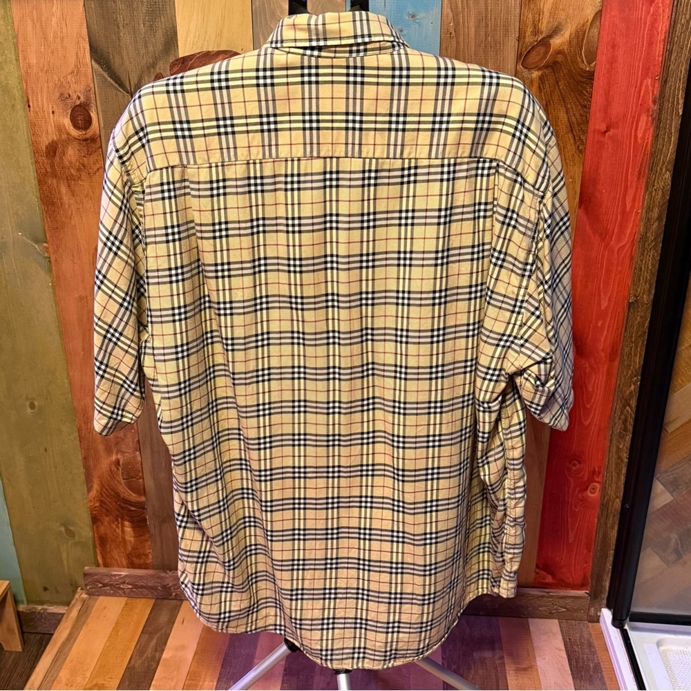 Burberry London Vintage Nova Check T-Shirt (XL) - Picture 3 of 7